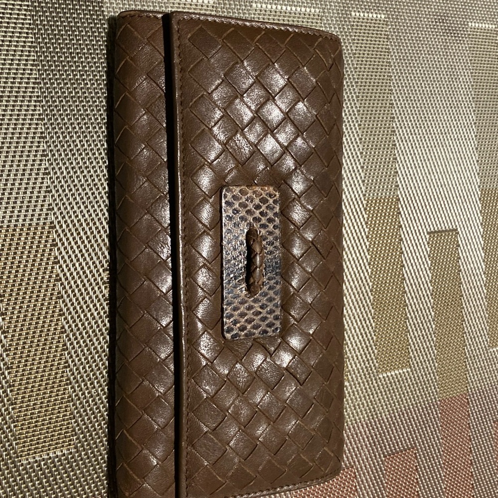 Authentic BOTTEGA VENETA Leather Wallet